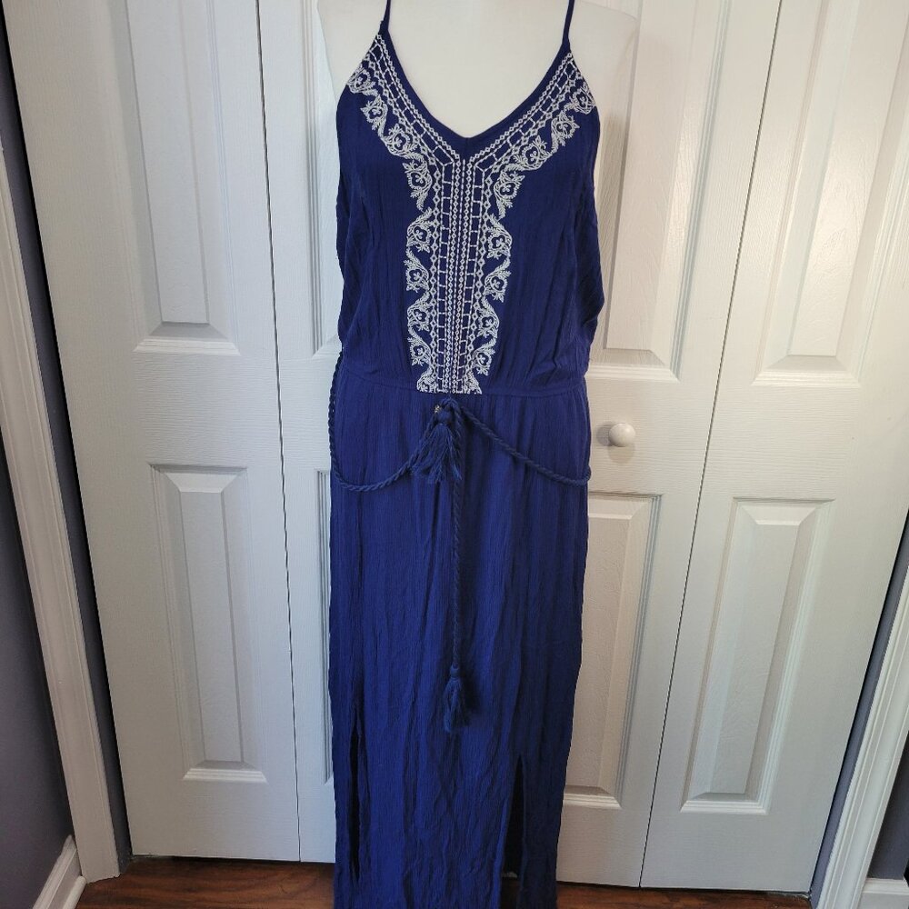 KNOX ROSE Navy Blue White Floral Embroidered Maxi Dress w/ Braided Belt sz M EUC